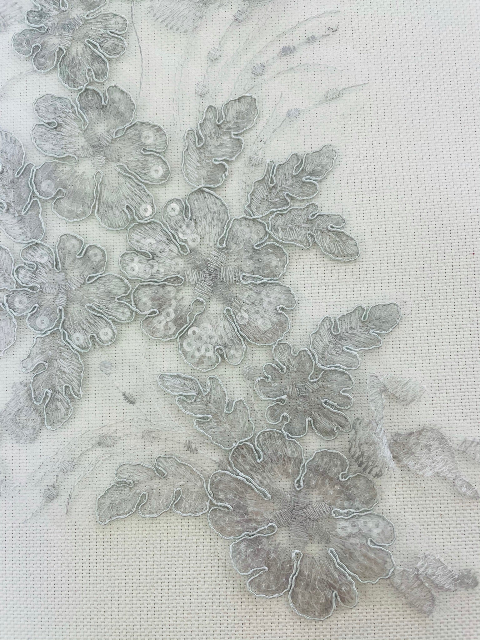LA - 2110 - Grey lace pair - Aleemahs