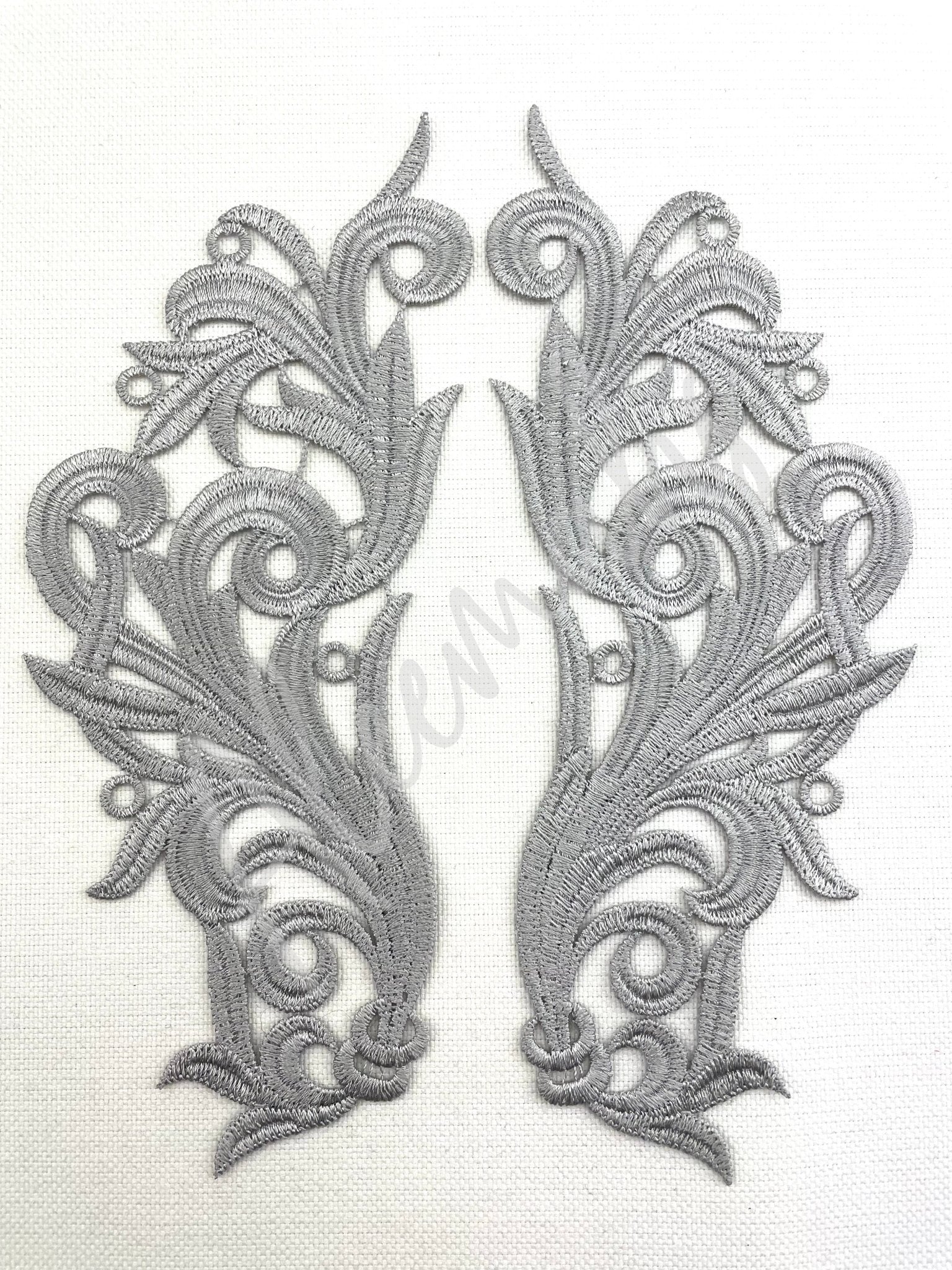 LA - 578 Silver lace pair - Aleemahs