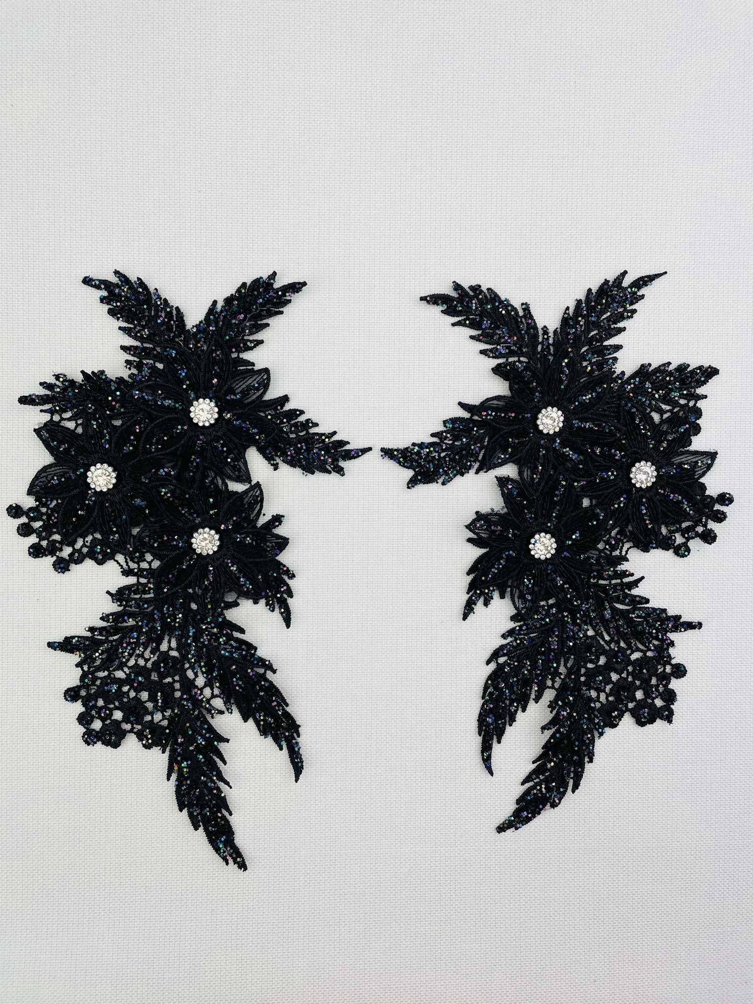 LA - 620 - Black with Rhinestones & Rainbow Glitter - Aleemahs