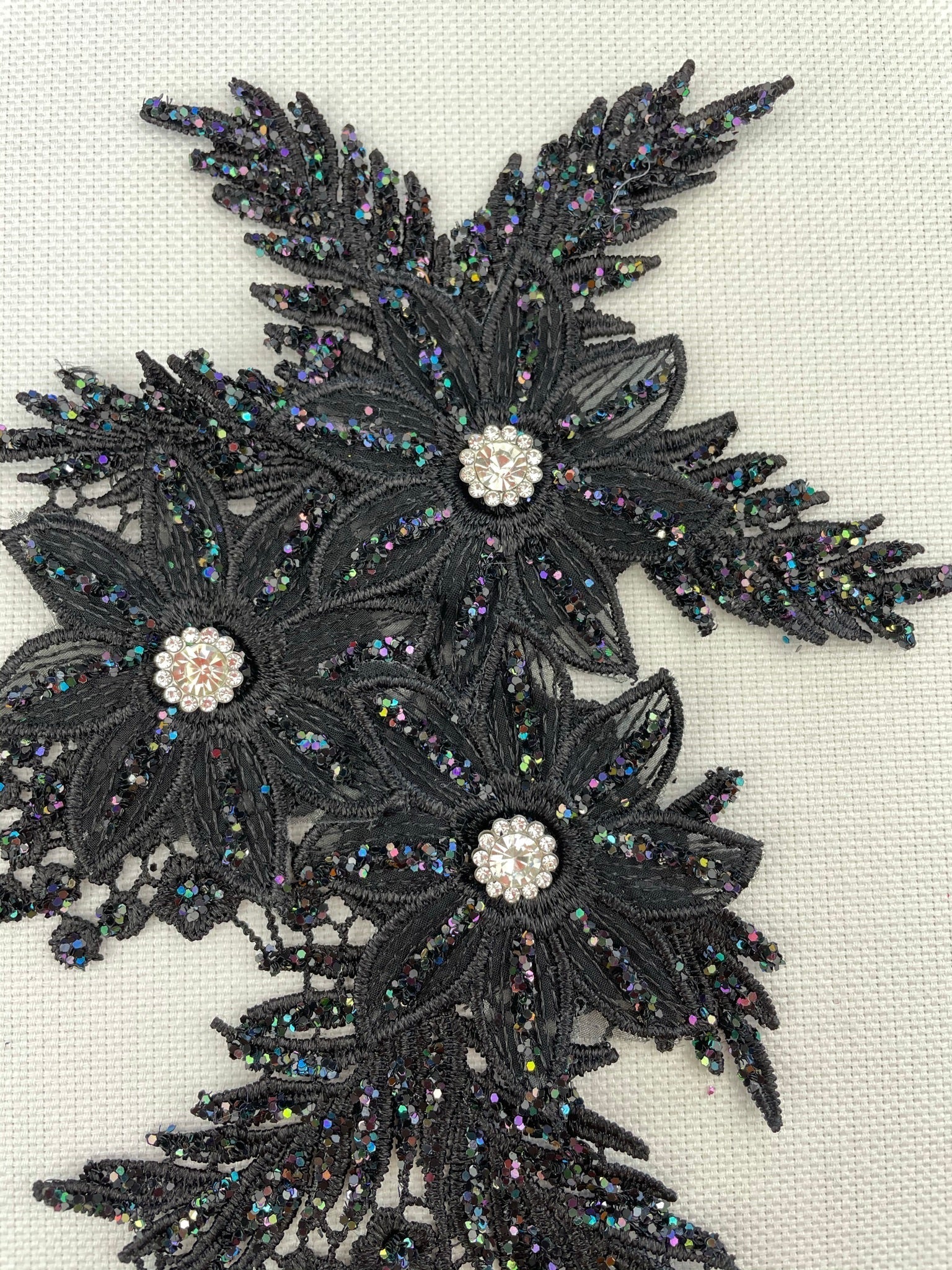 LA - 620 - Black with Rhinestones & Rainbow Glitter - Aleemahs