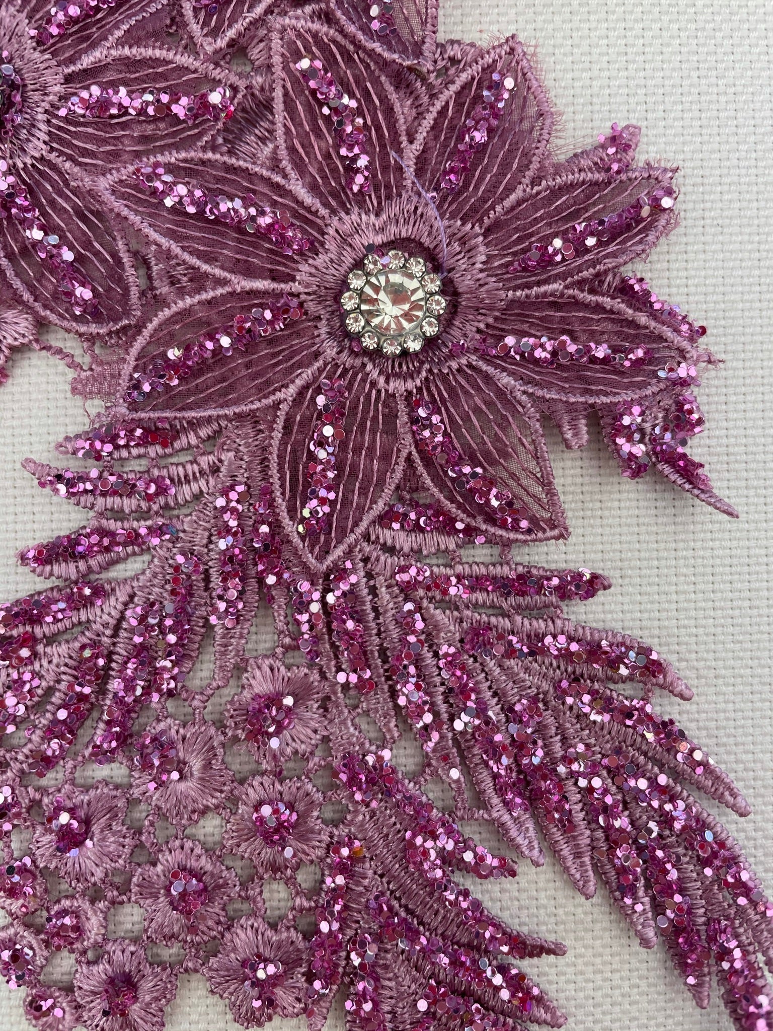 LA - 620 - Mauve with Rhinestones & Mauve Glitter - Aleemahs