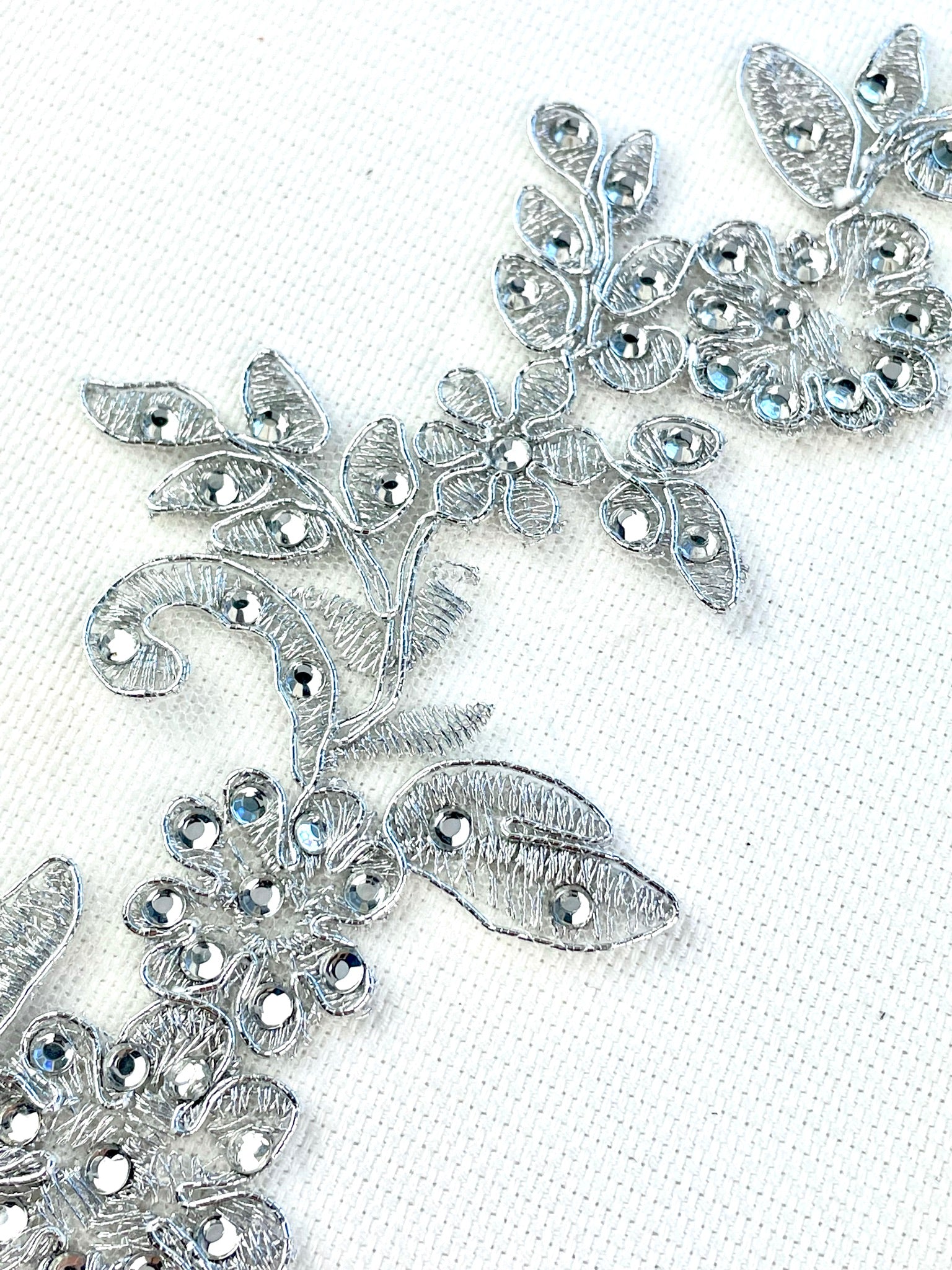 LA - 623 Lace Pair - Aleemahs