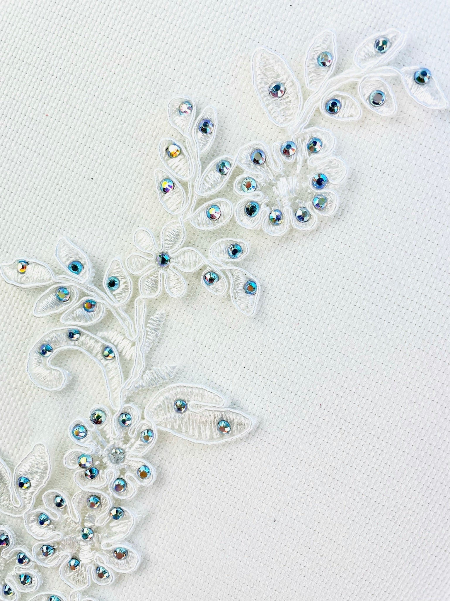 LA - 623 Lace Pair - Aleemahs