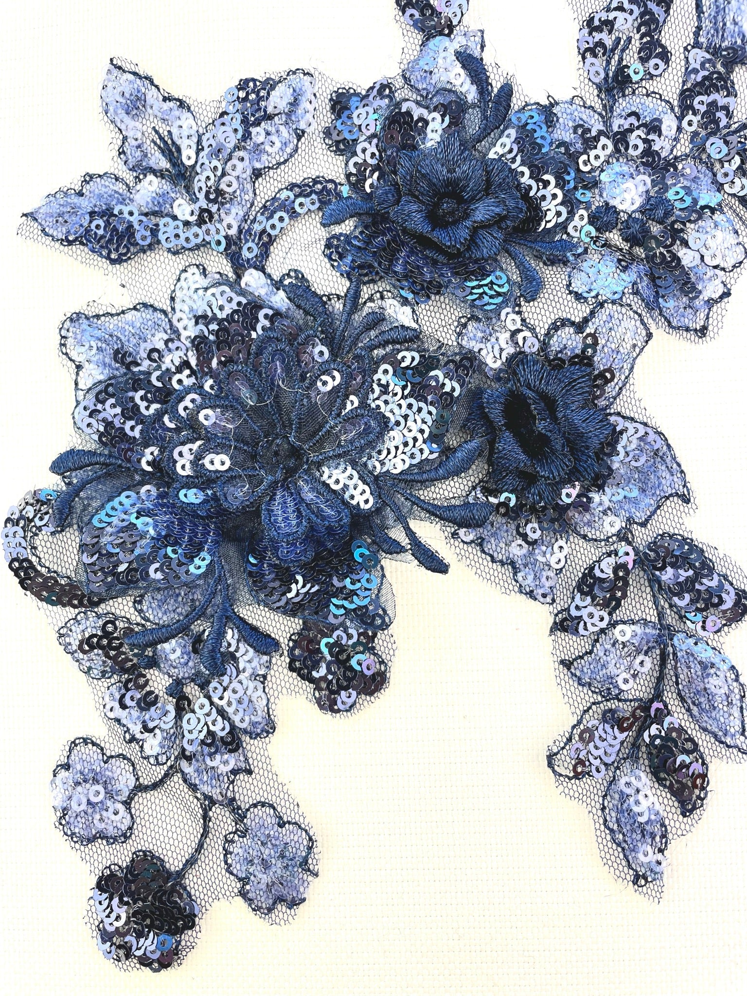 LA - 872: Lace applique Navy - Aleemahs