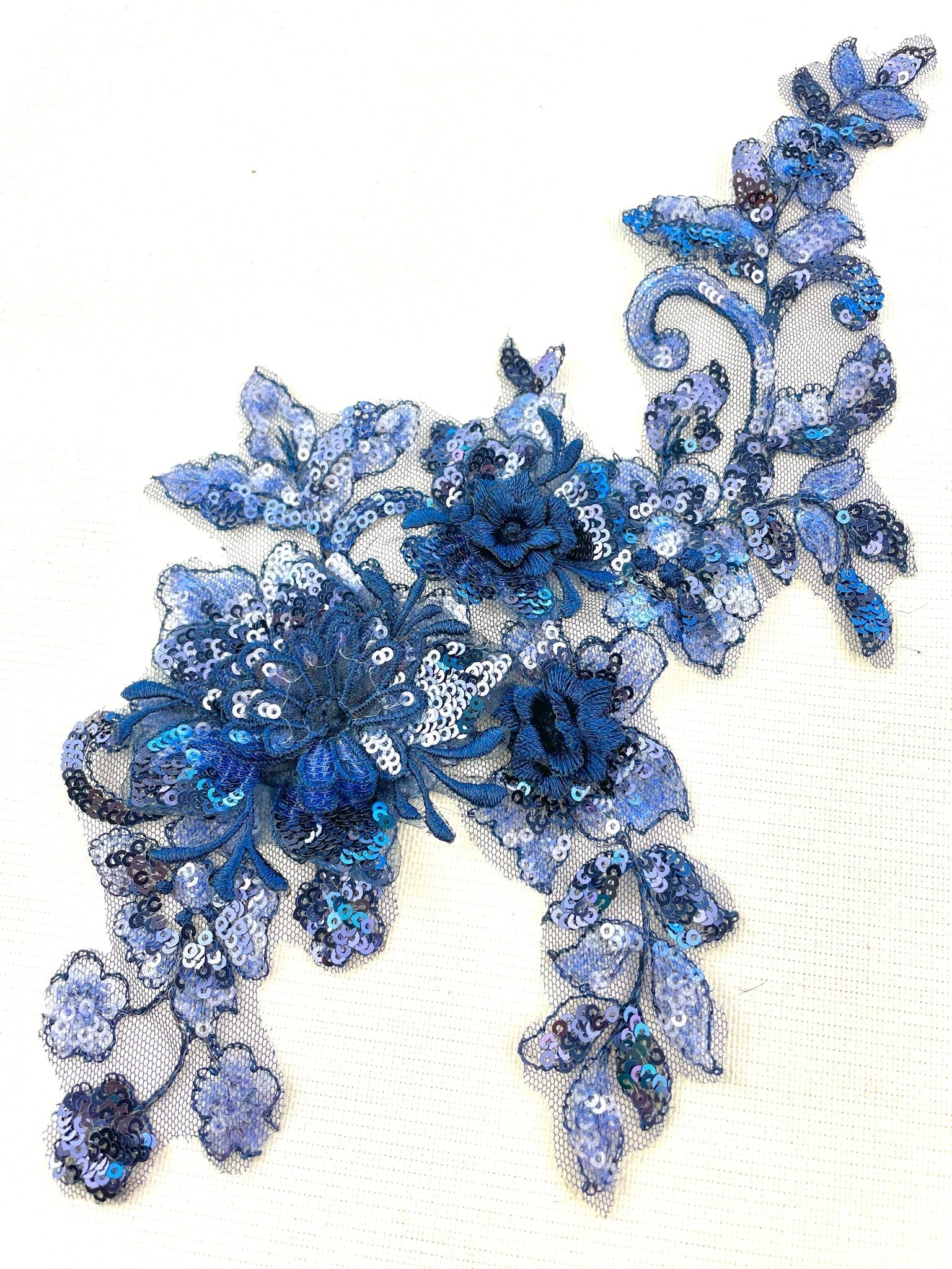 LA - 872: Lace applique Navy - Aleemahs