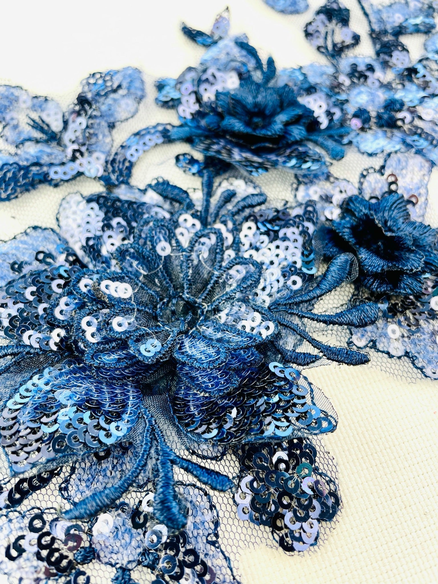 LA - 872: Lace applique Navy - Aleemahs