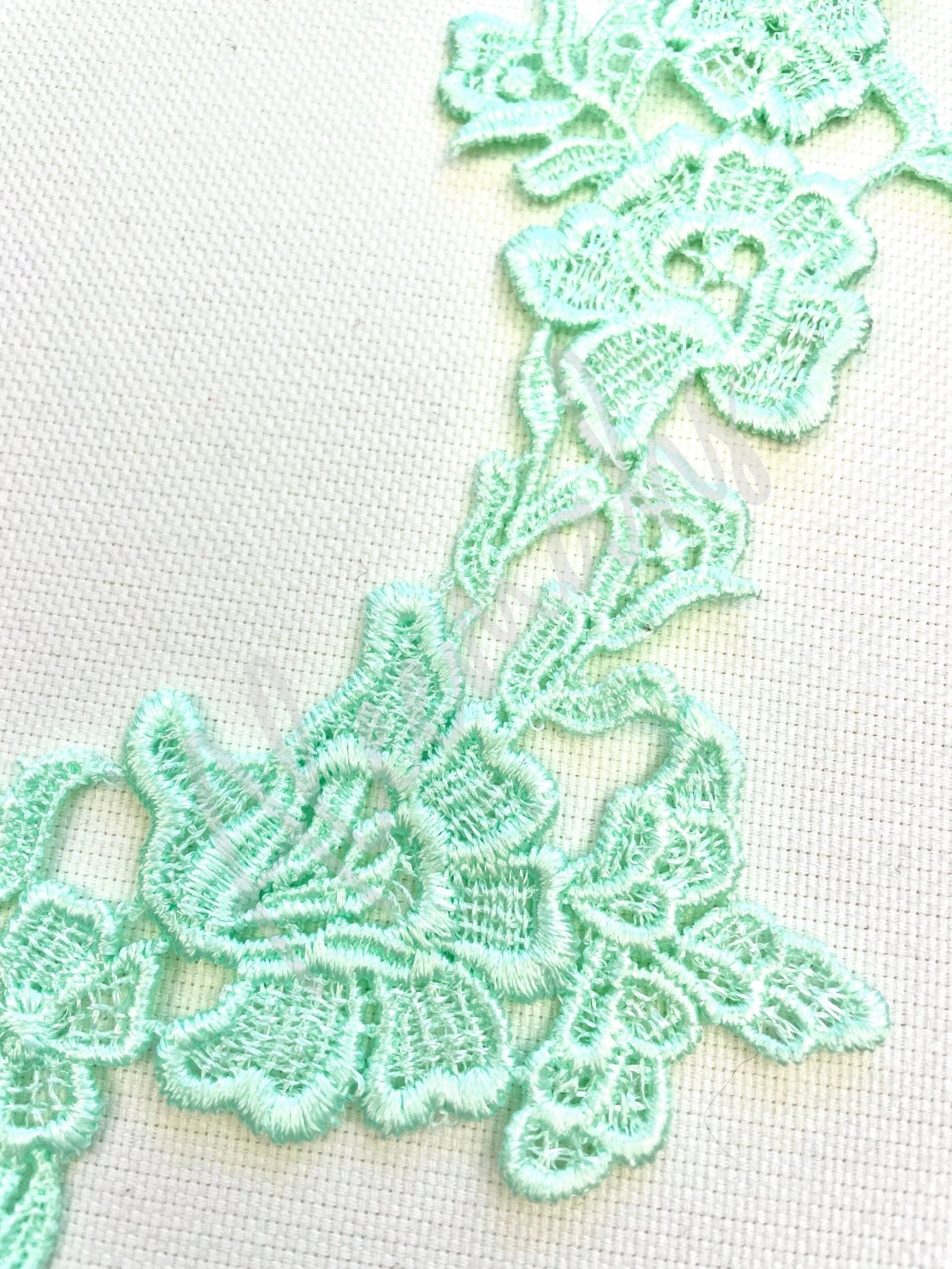 LA - 875: Lace applique Mint - Aleemahs