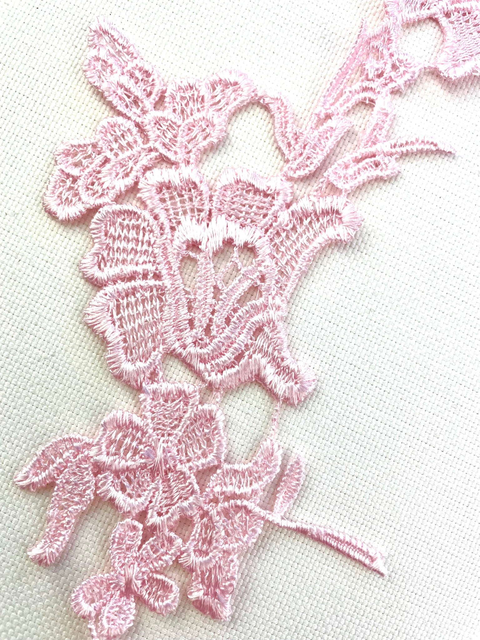 LA - 875: Lace applique Pink - Aleemahs