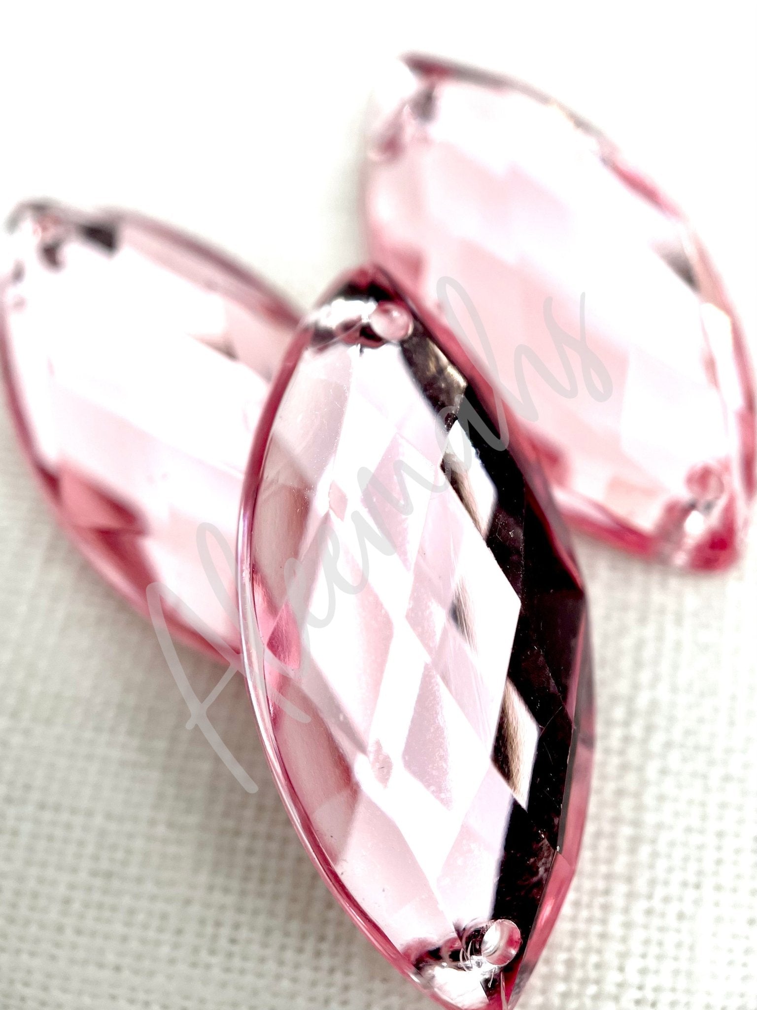 Light Rose Eye Acrylic Jewel - Aleemahs