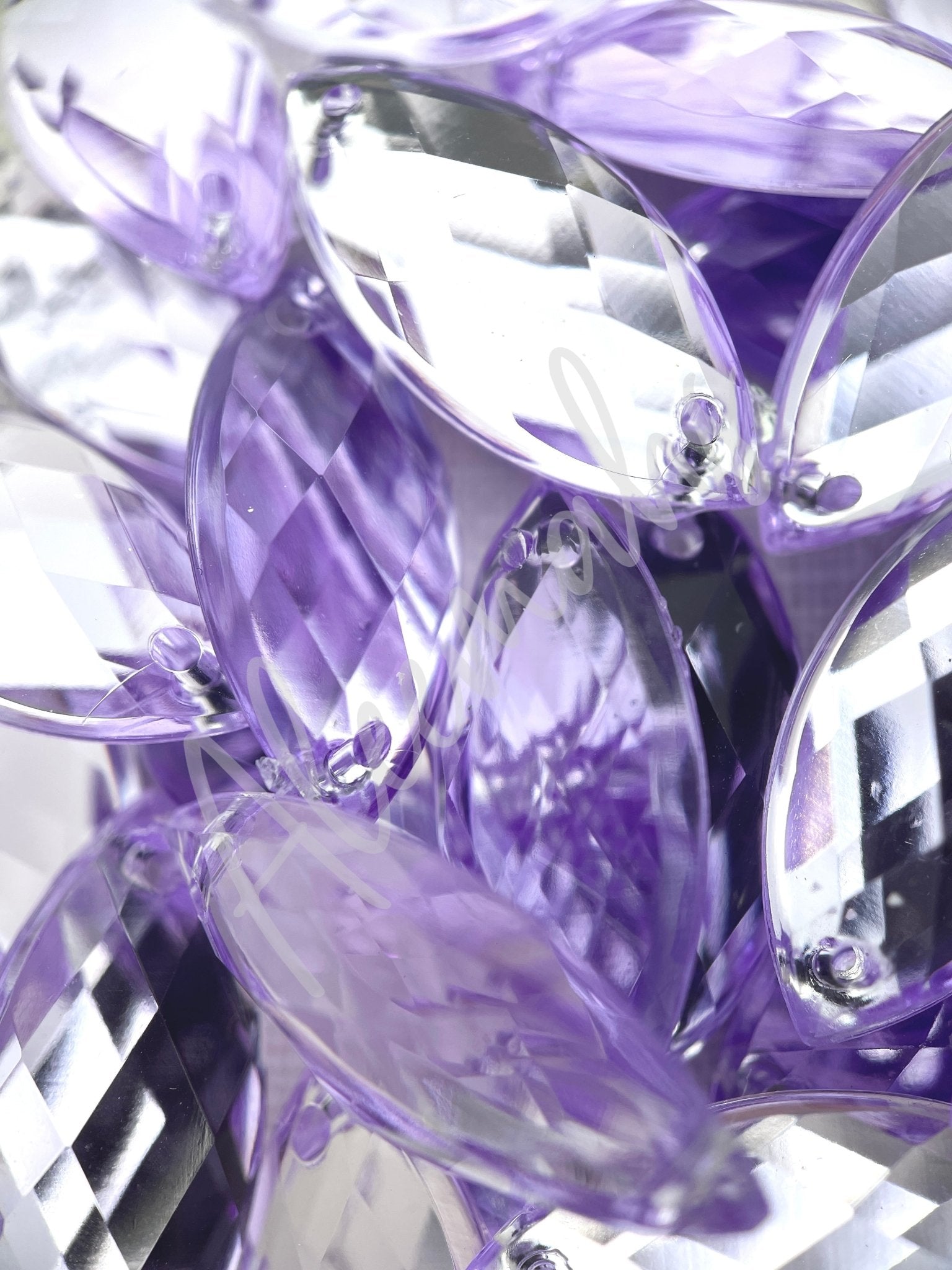 Lilac Eye Acrylic Jewel - Aleemahs