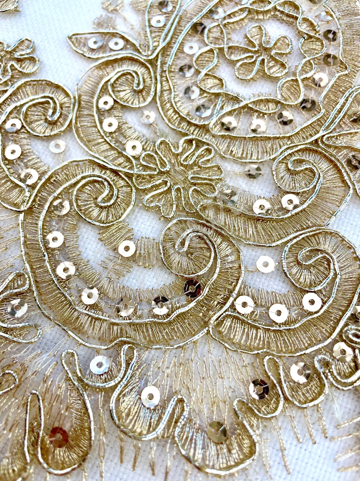 LT - 030: Gold sequined lace trim. - Aleemahs