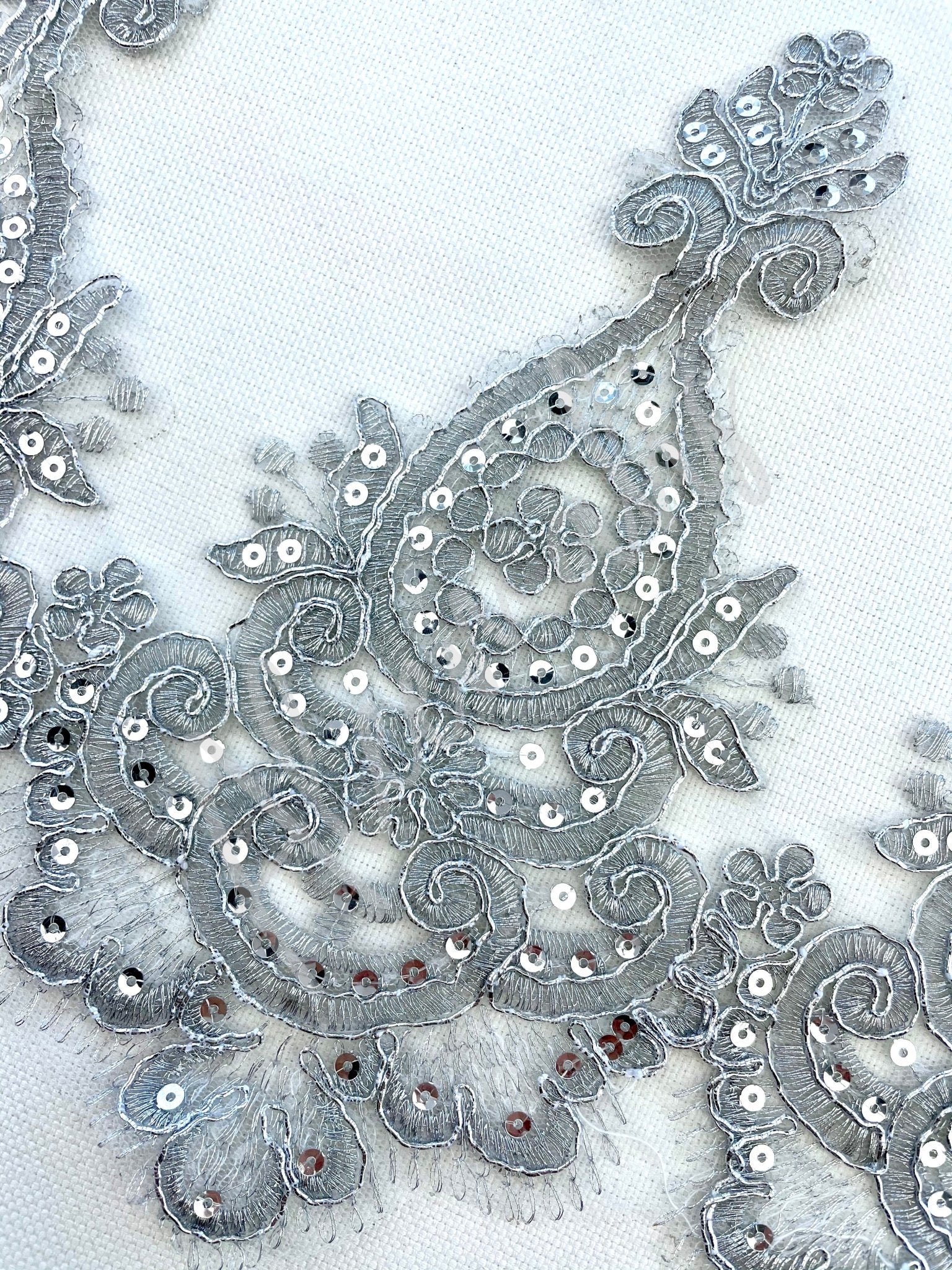LT - 030: Silver sequined lace trim. - Aleemahs