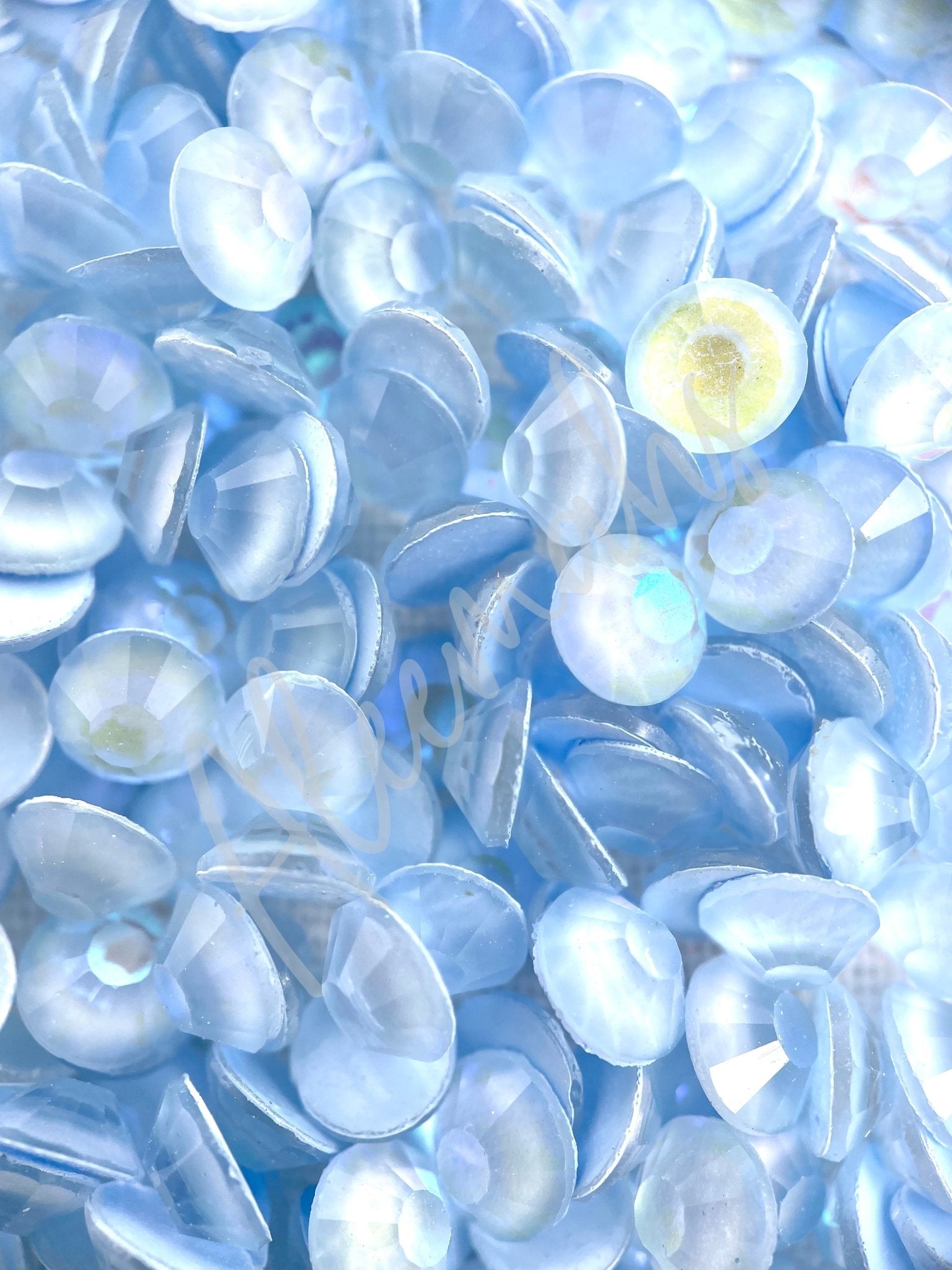 Luminous Blue Flatback - Aleemahs