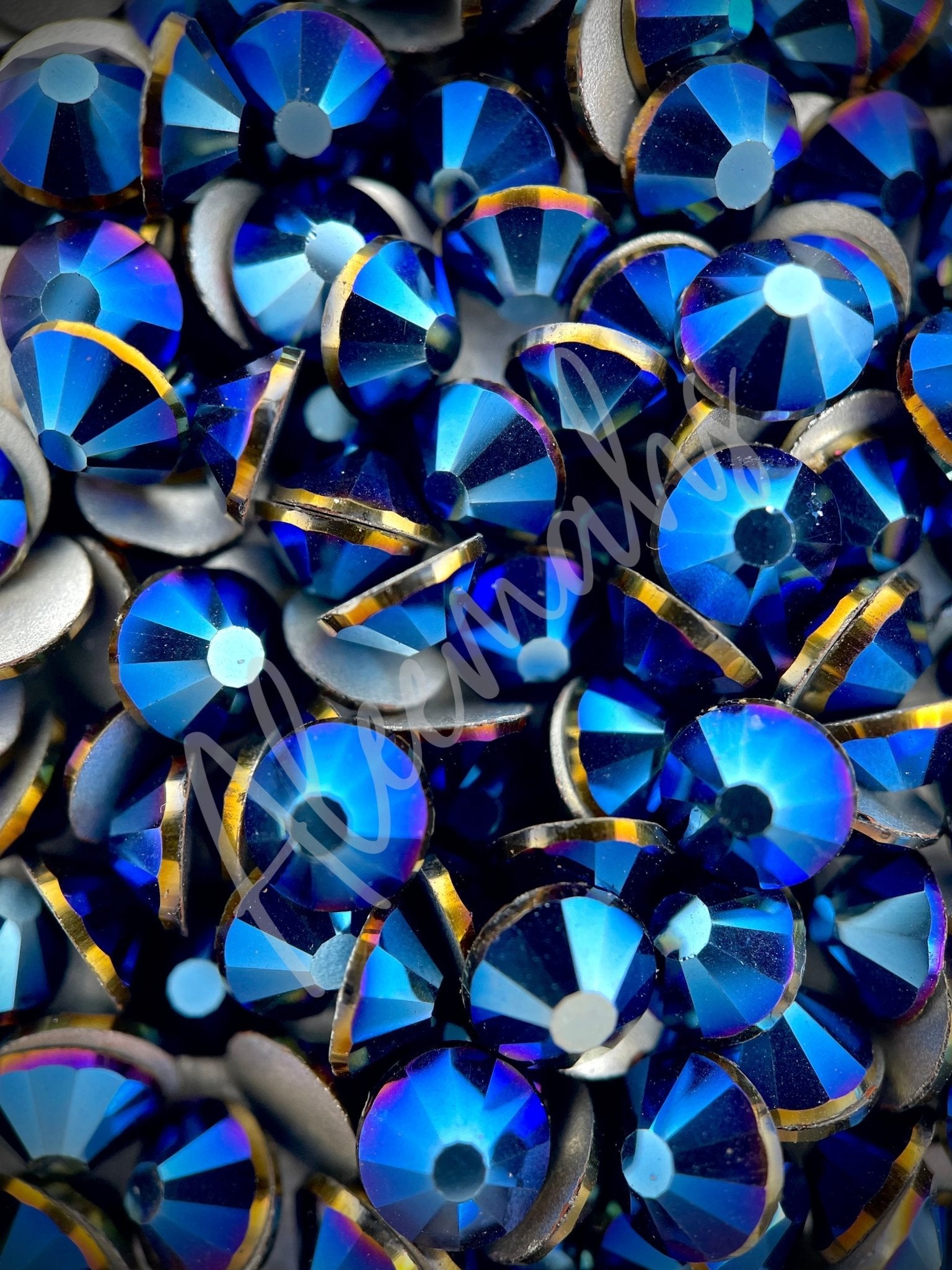 Metallic Violet Flatback - Aleemahs