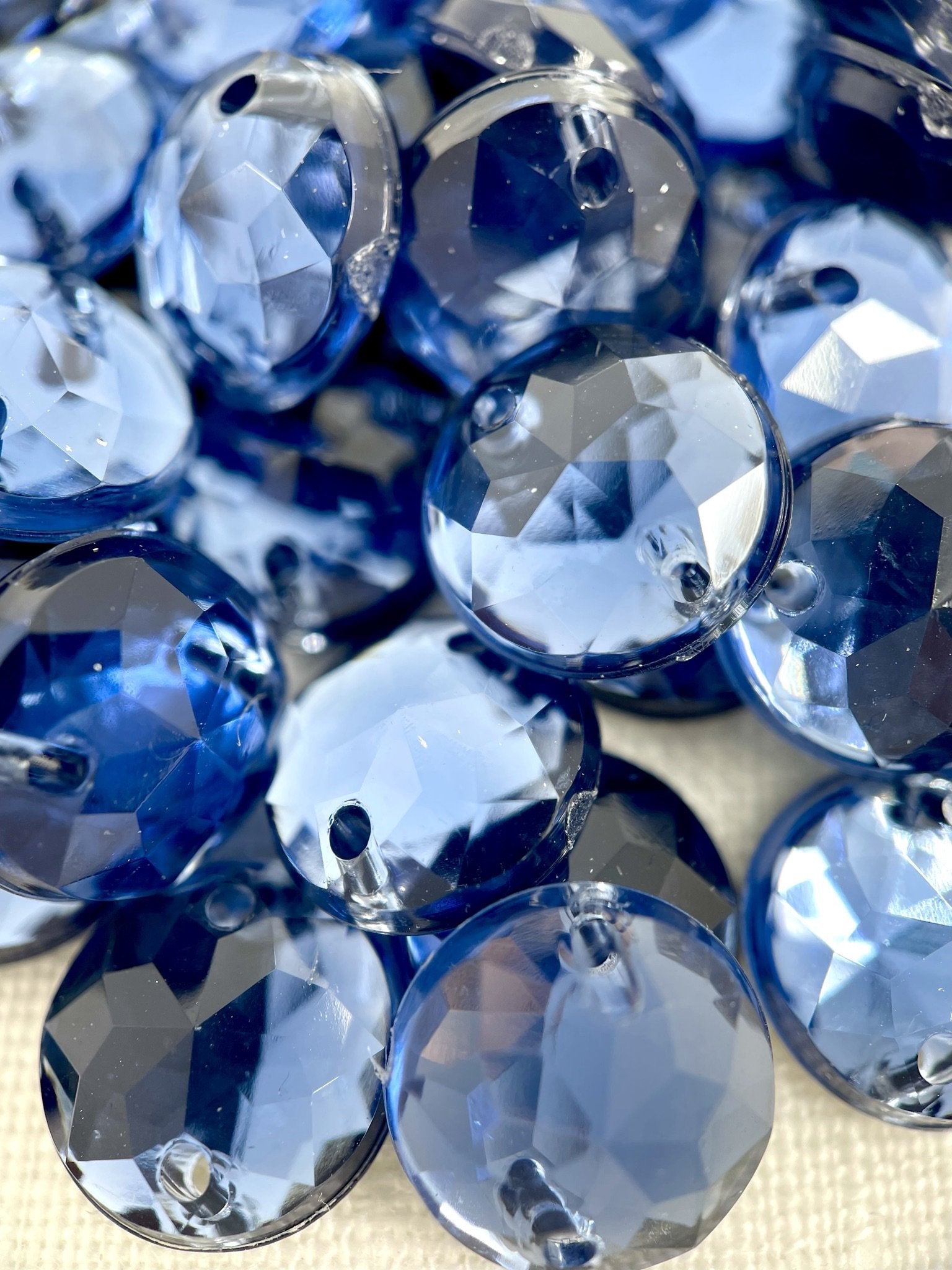 Navy Round Acrylic Jewel - Aleemahs