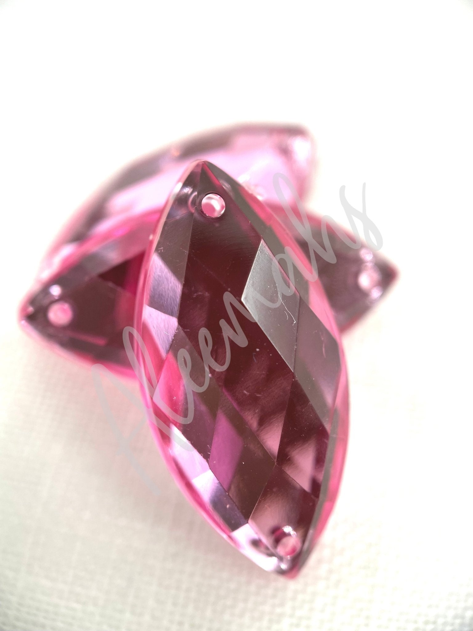 Rose Eye Acrylic Jewel - Aleemahs