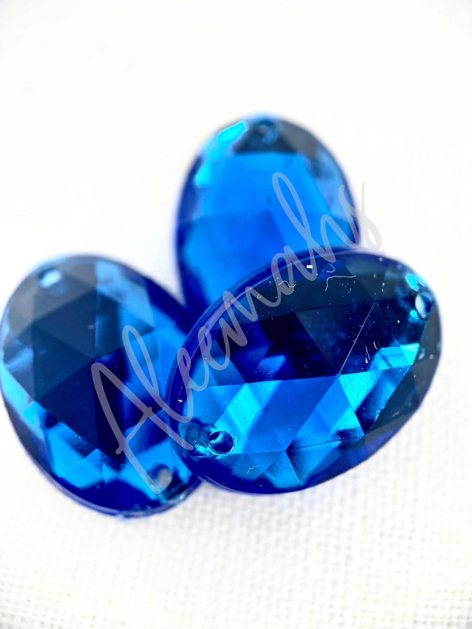 Sapphire Oval Acrylic Jewel - Aleemahs