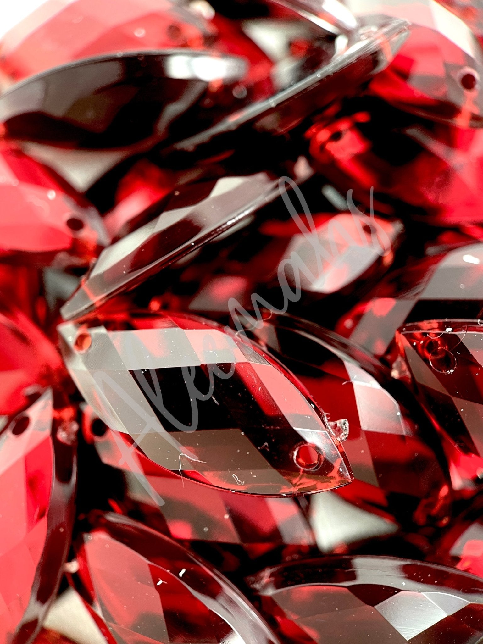 Siam Eye Acrylic Jewel - Aleemahs