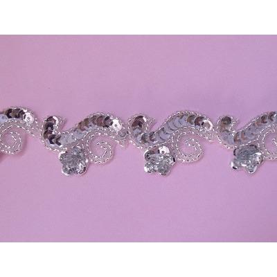 T - 020: Silver swirl and flower trim. - Aleemahs