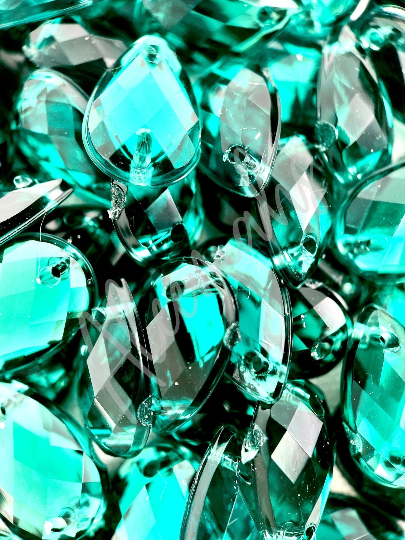 Teal Teardrop Acrylic Jewel - Aleemahs