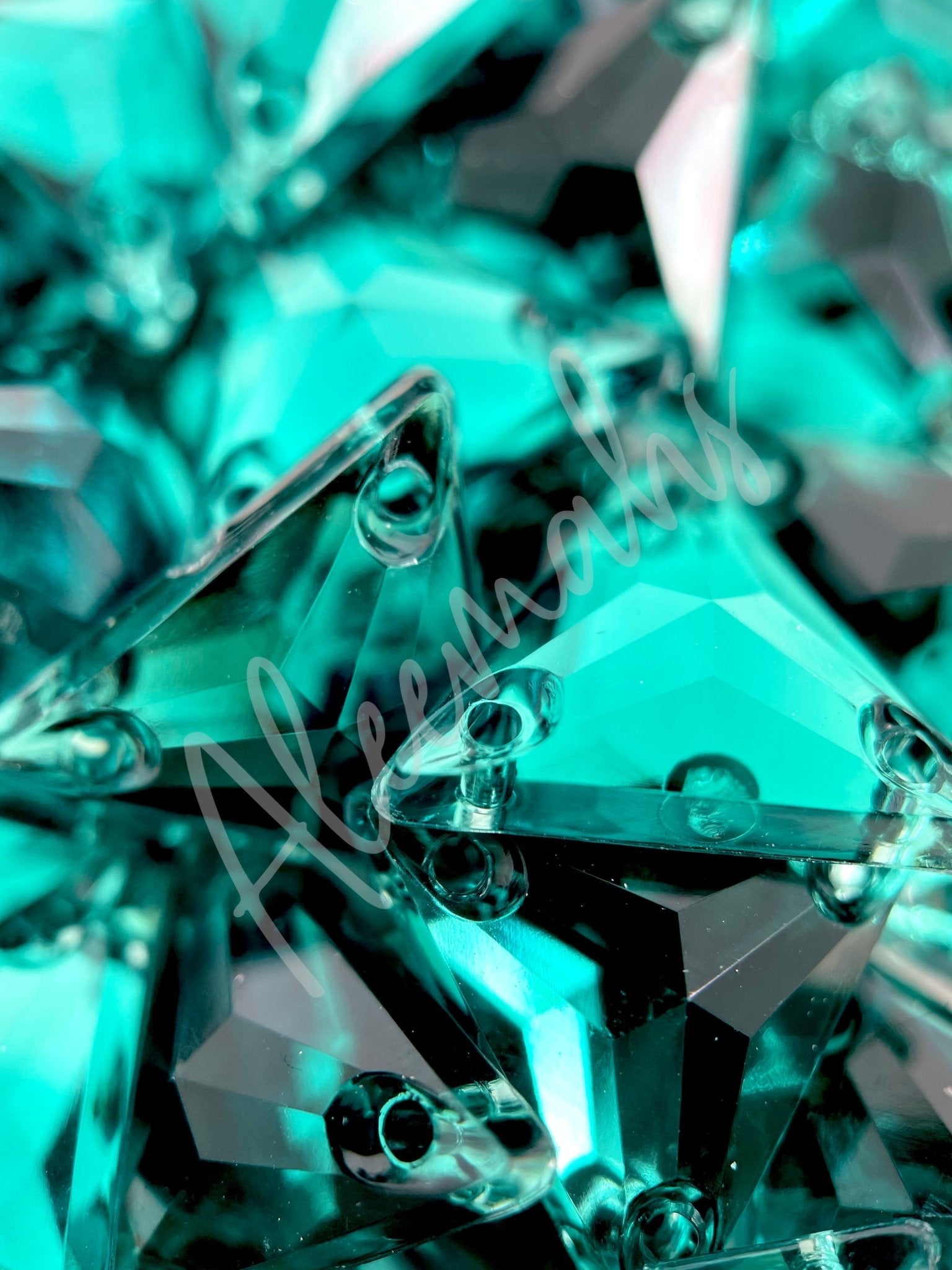 Teal Triangle Acrylic Jewel - Aleemahs