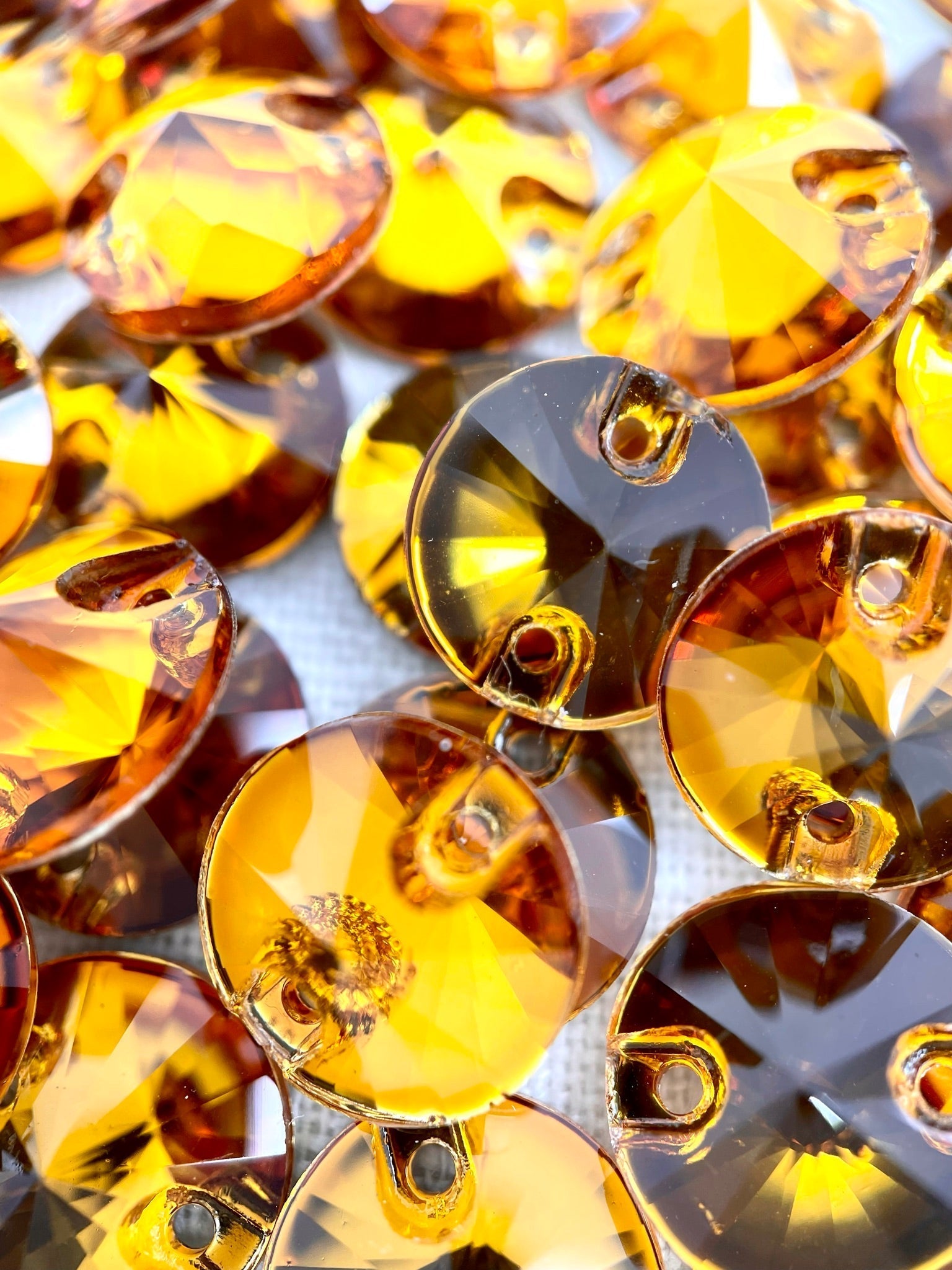 Topaz Round 10mm Glass Jewel - Aleemahs